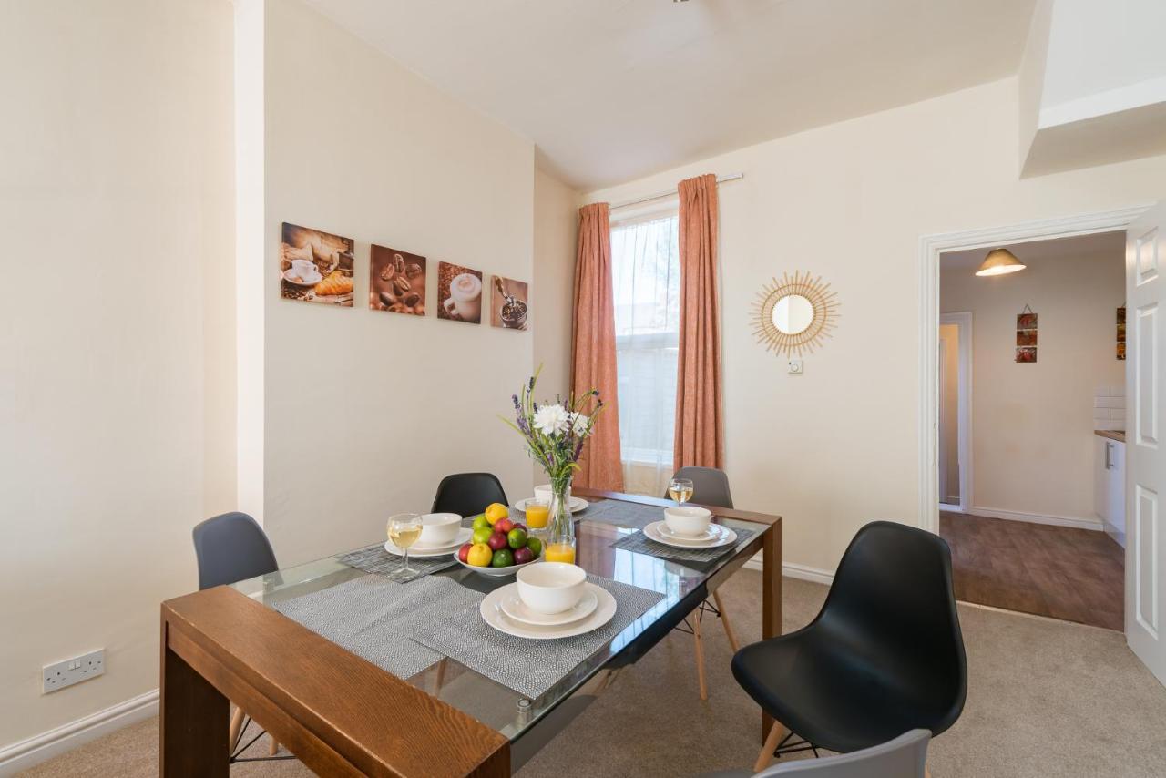 3 Bedroom-5 Beds Newland Ave King'S Palace Leisure-Contractor-Heart Of Hull Amenities Кингстон-апон-Халл Экстерьер фото