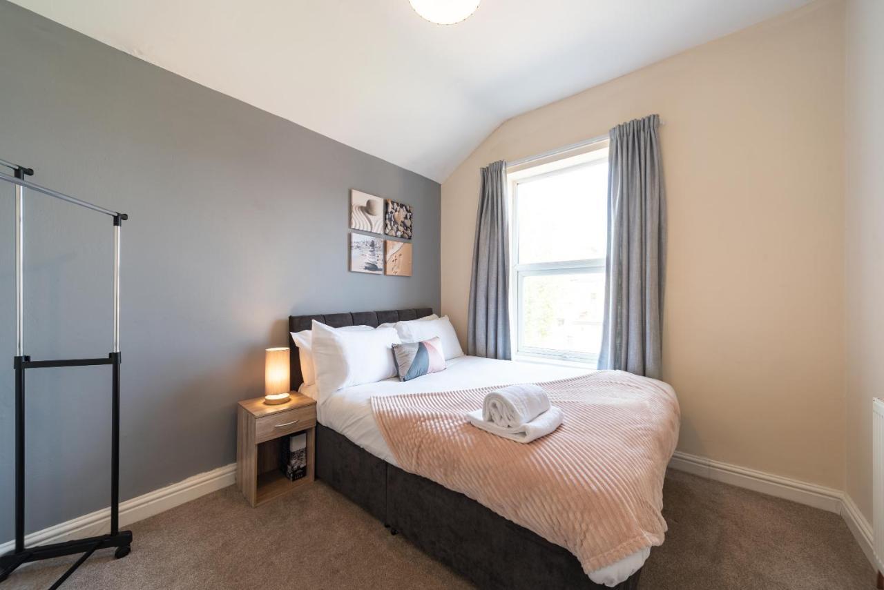 3 Bedroom-5 Beds Newland Ave King'S Palace Leisure-Contractor-Heart Of Hull Amenities Кингстон-апон-Халл Экстерьер фото
