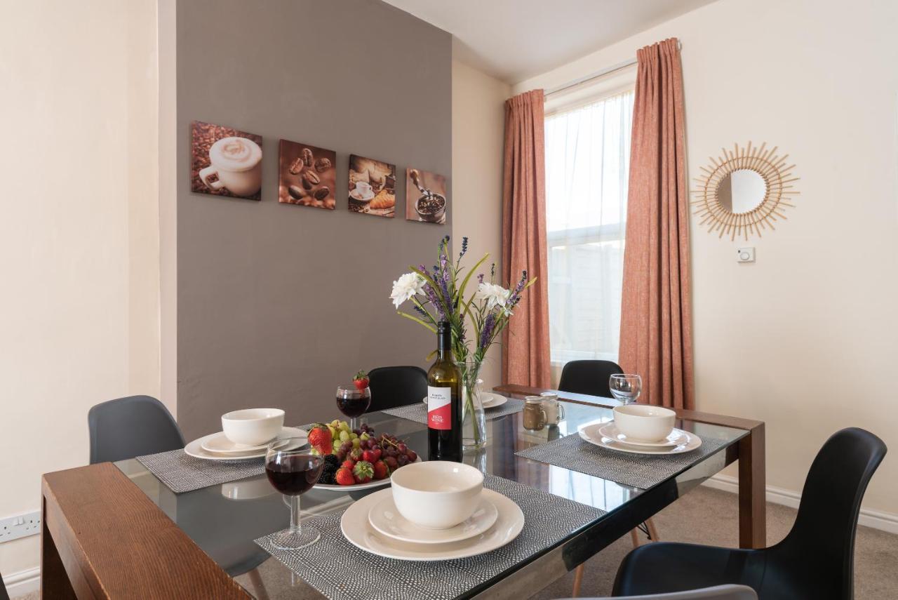 3 Bedroom-5 Beds Newland Ave King'S Palace Leisure-Contractor-Heart Of Hull Amenities Кингстон-апон-Халл Экстерьер фото
