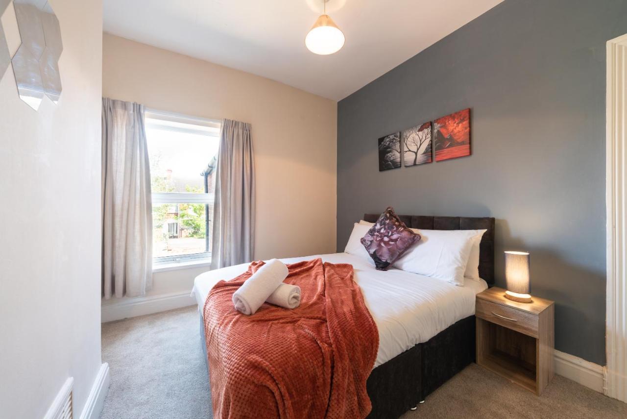 3 Bedroom-5 Beds Newland Ave King'S Palace Leisure-Contractor-Heart Of Hull Amenities Кингстон-апон-Халл Экстерьер фото