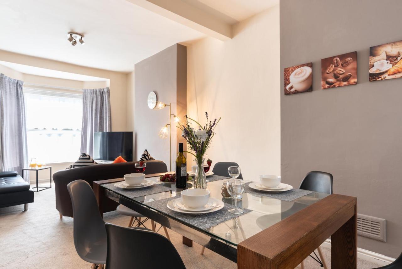 3 Bedroom-5 Beds Newland Ave King'S Palace Leisure-Contractor-Heart Of Hull Amenities Кингстон-апон-Халл Экстерьер фото